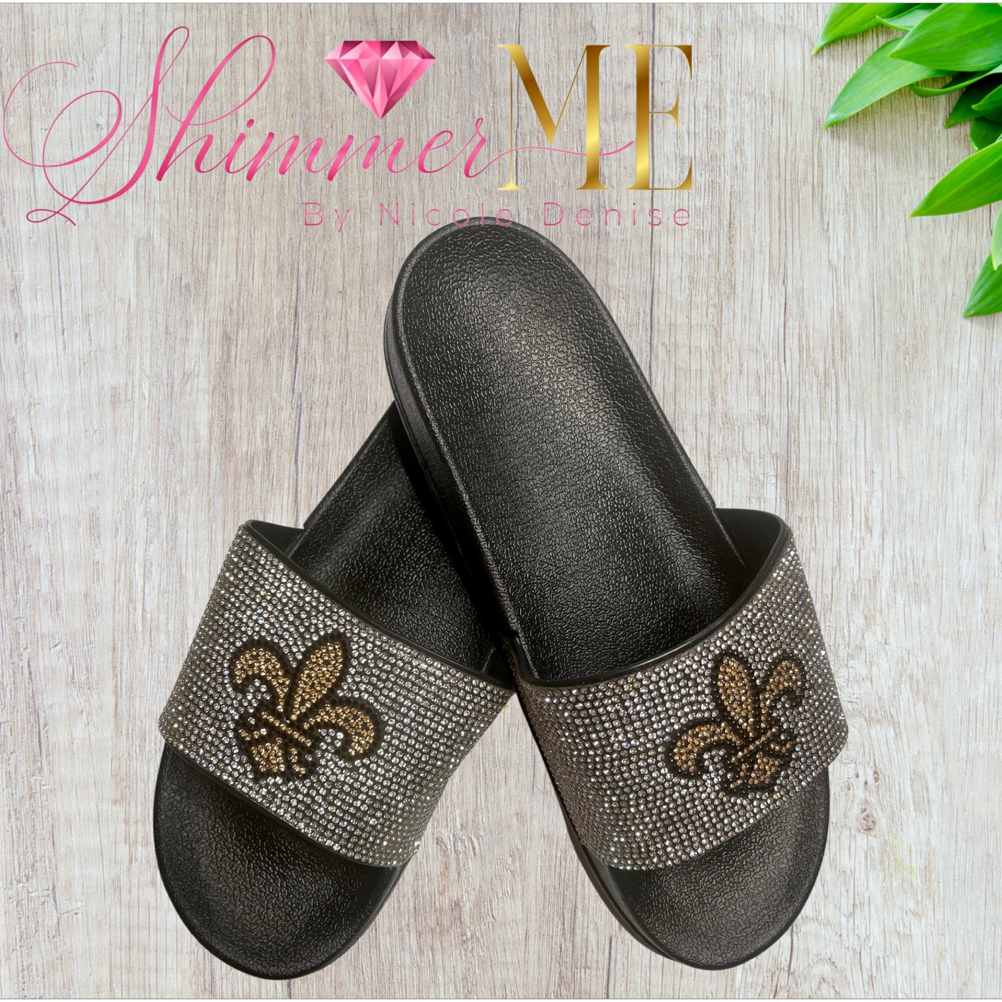 Fleur de lis flip sales flops