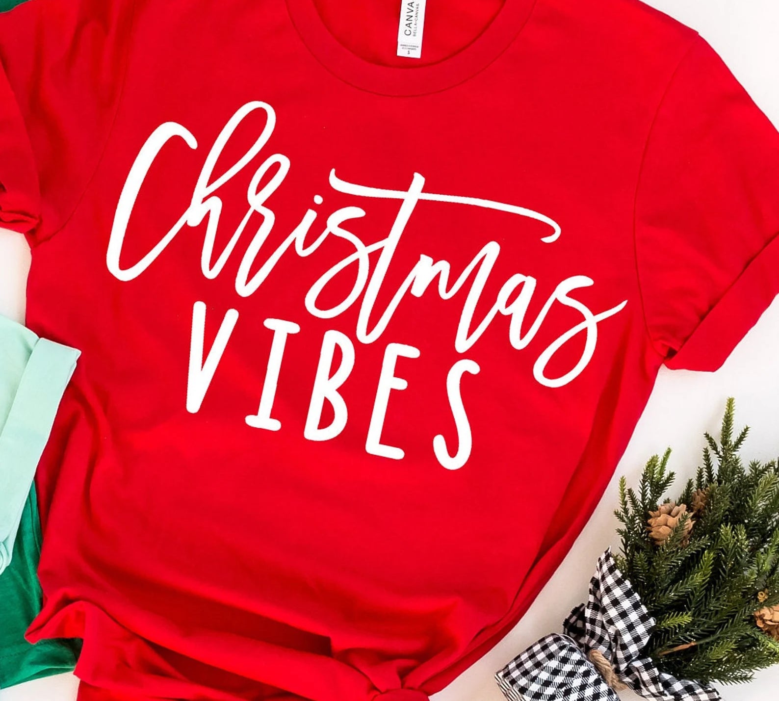 Christmas Vibes Tee